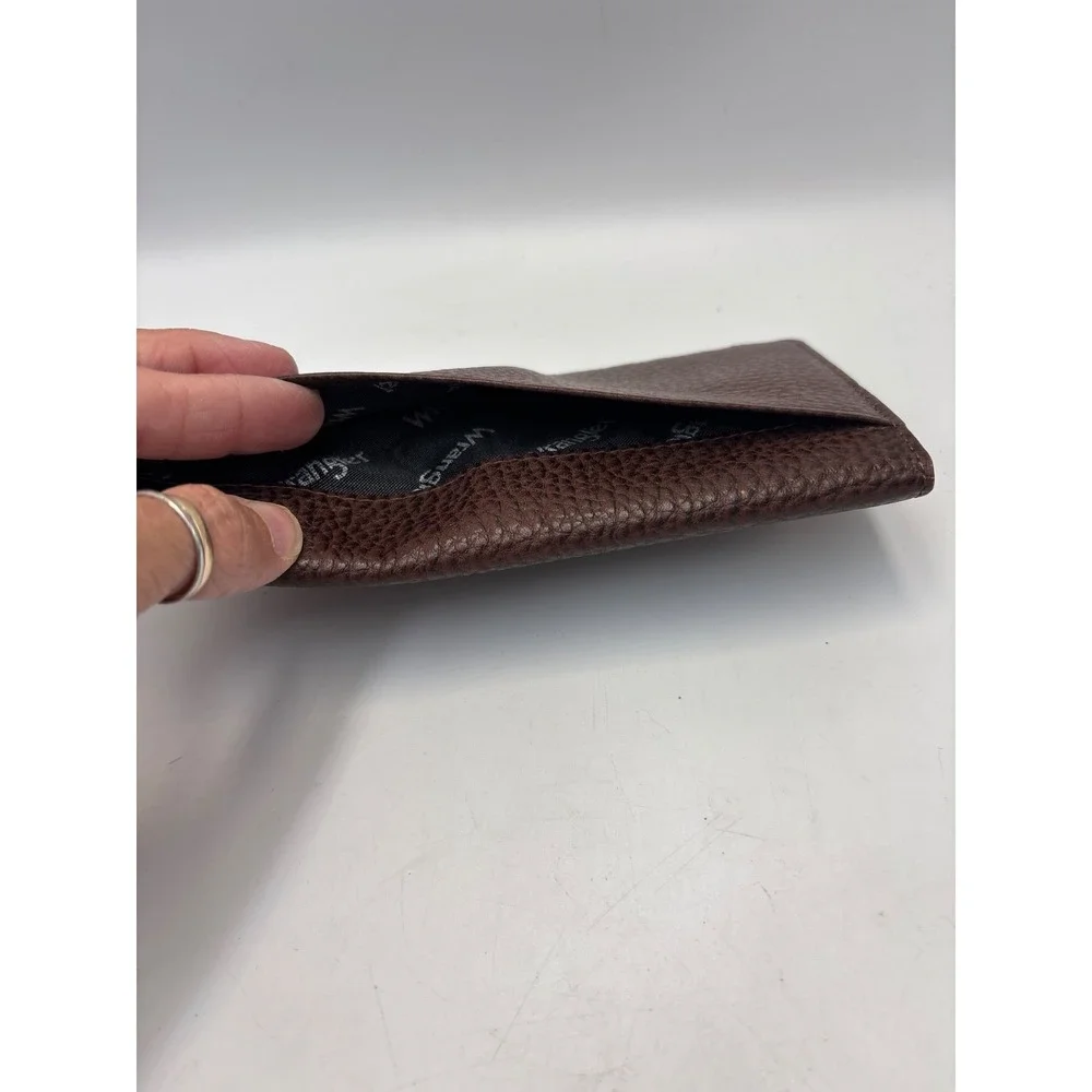 WRANGLER CONTRAST CORNER RODEO LONG WALLET. 4x7